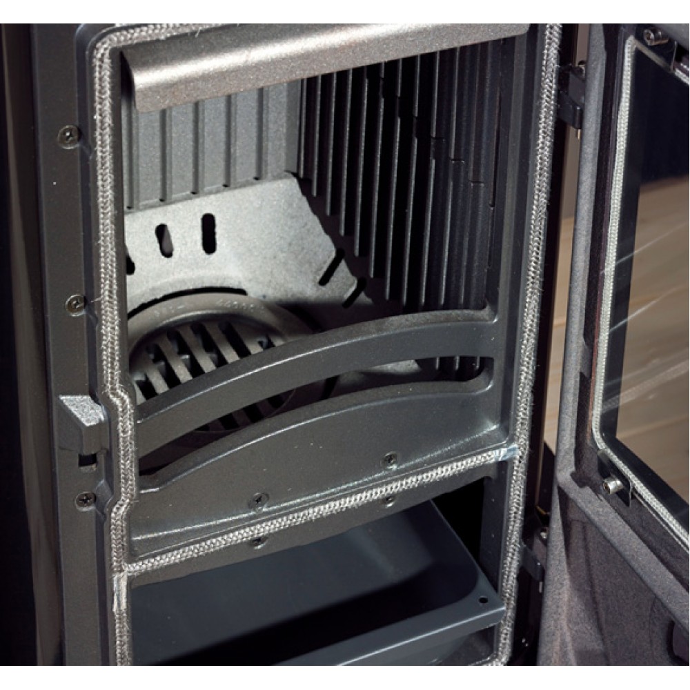 Italijanska litoželezna peč na drva La Nordica Super Junior, črna, 5.7kW | Litoželezna peči na drva | Peči na drva |