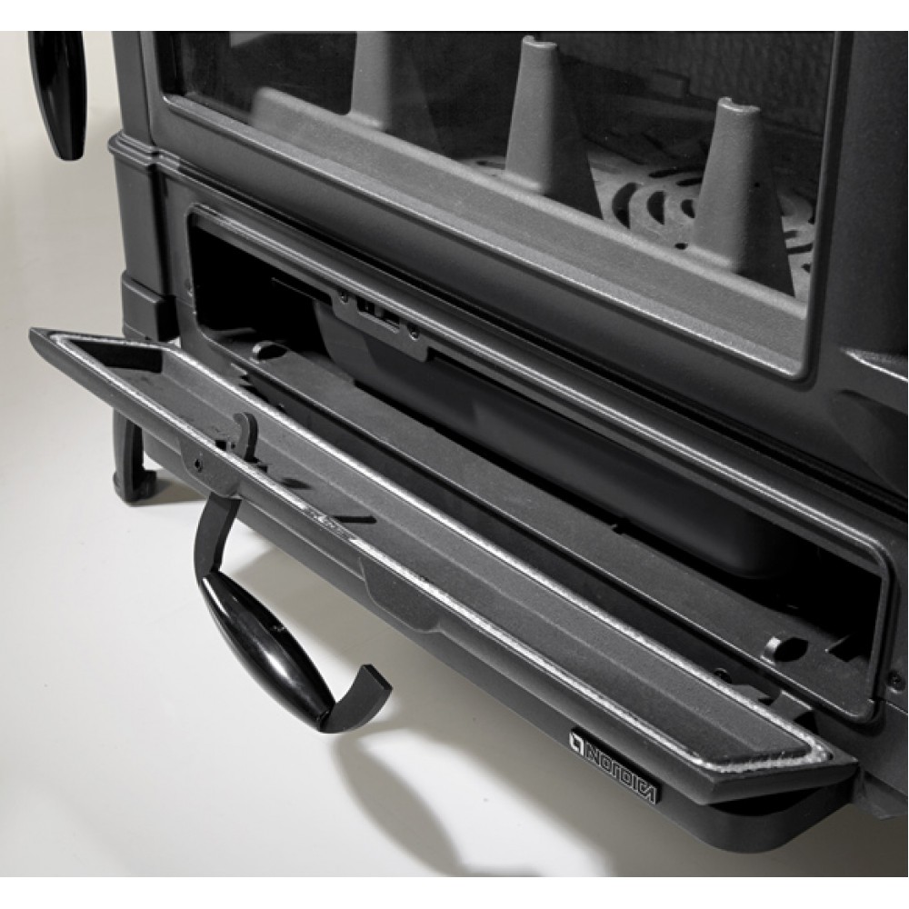 Italijanska litoželezna peč na drva s pečico La Nordica Isotta Forno, 9.7kW | Peči na drva s pečico | Peči na drva |